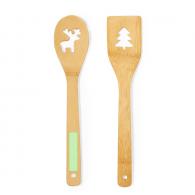 En el mango de una cuchara