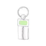 En la parte metálica