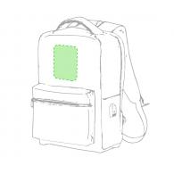 En el frontal de la mochila